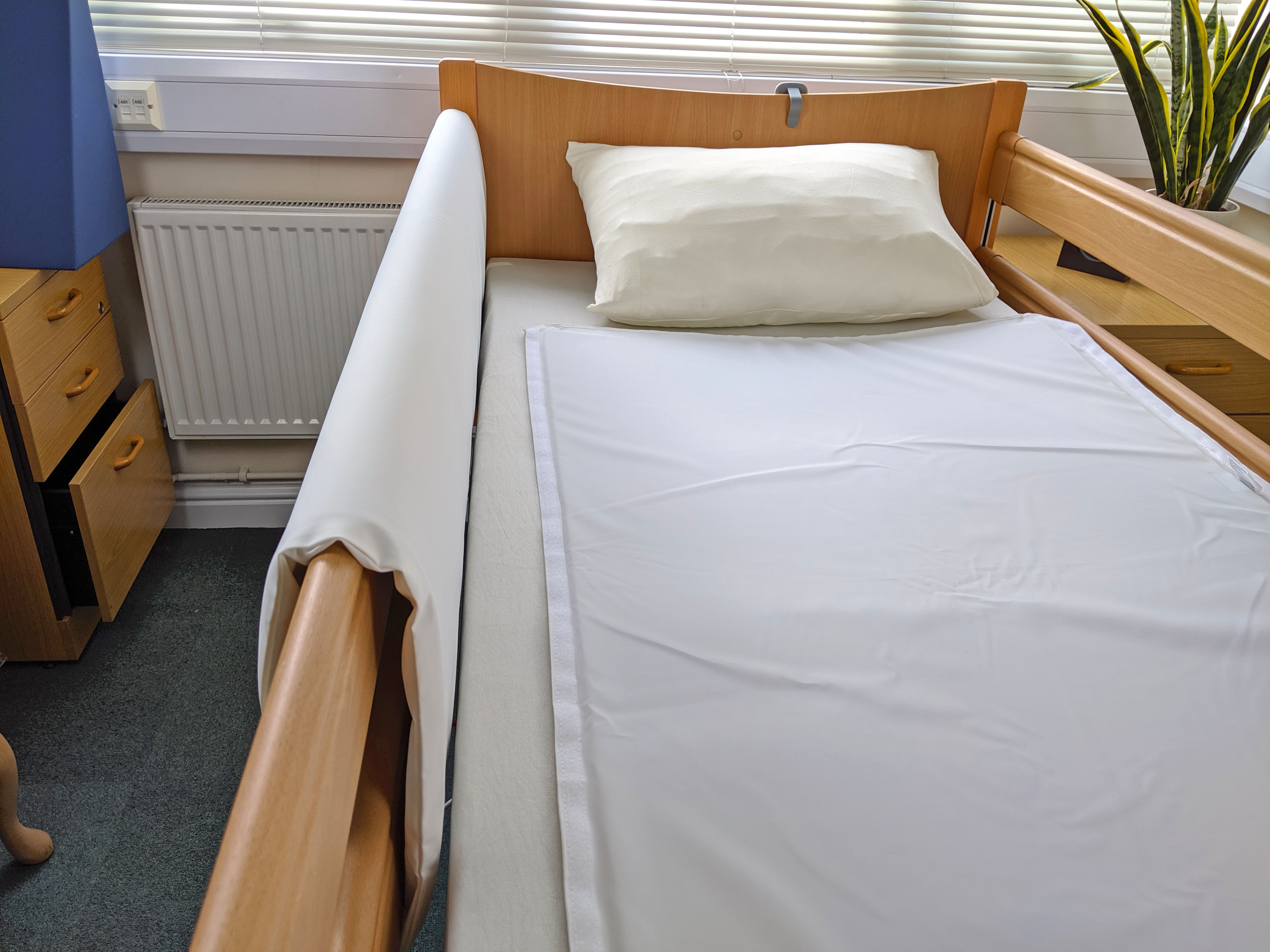 MRSA Resistant Bed Rail Protectors MIP UK Ltd